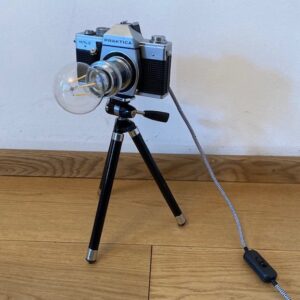 Kamera Tischlampe upcycling